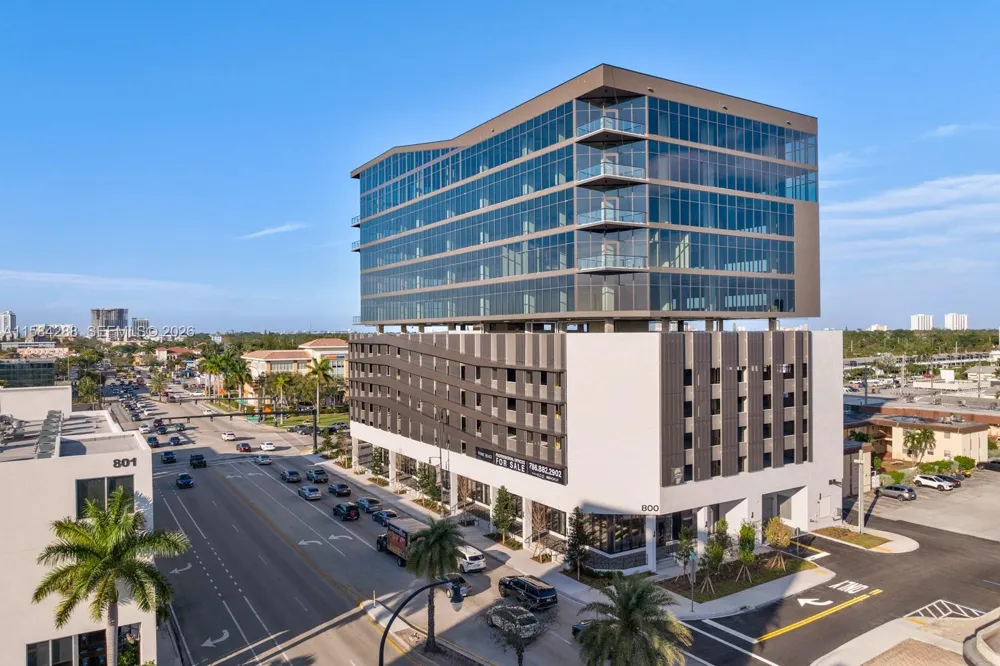 800 Federal Hwy #806 Hallandale Beach, FL 33009