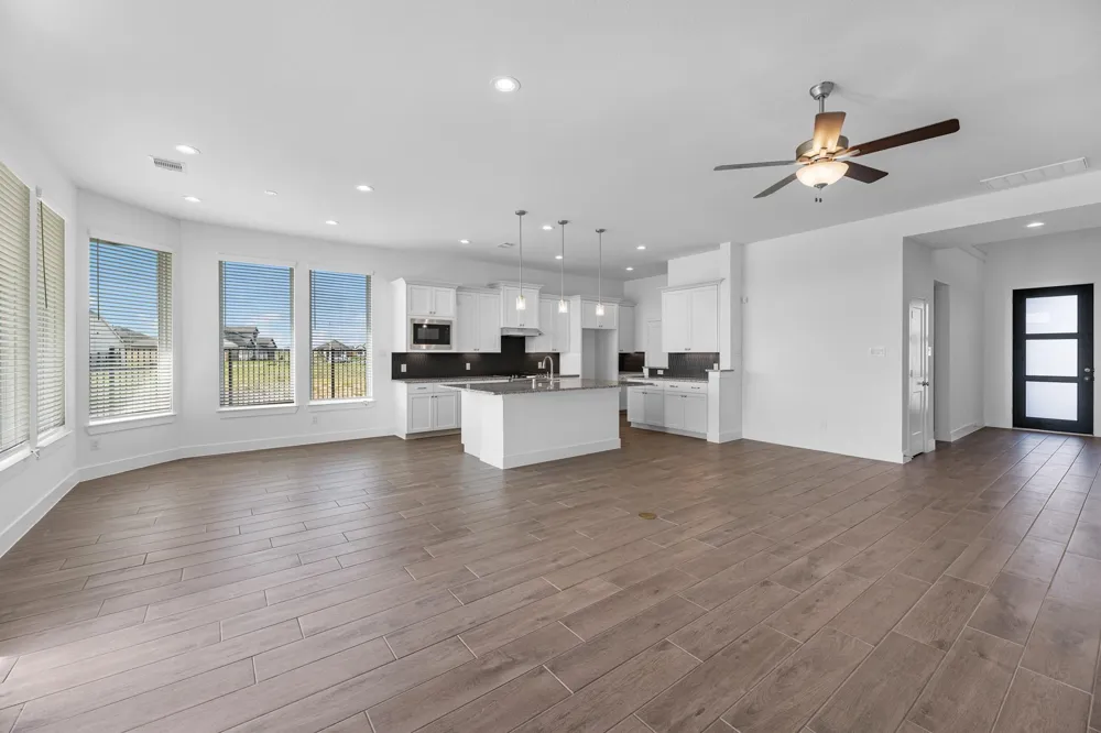 2902 Arbor Edge Xing Texas City, TX 77568