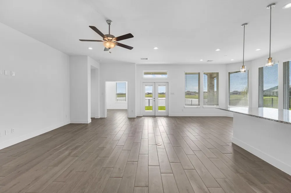 2902 Arbor Edge Xing Texas City, TX 77568