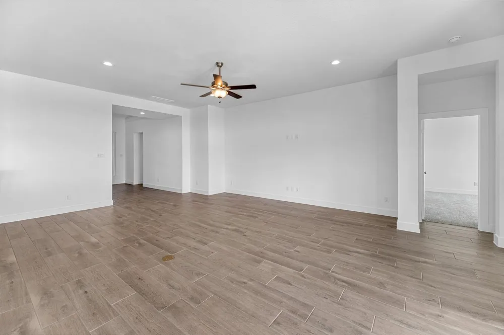 2902 Arbor Edge Xing Texas City, TX 77568