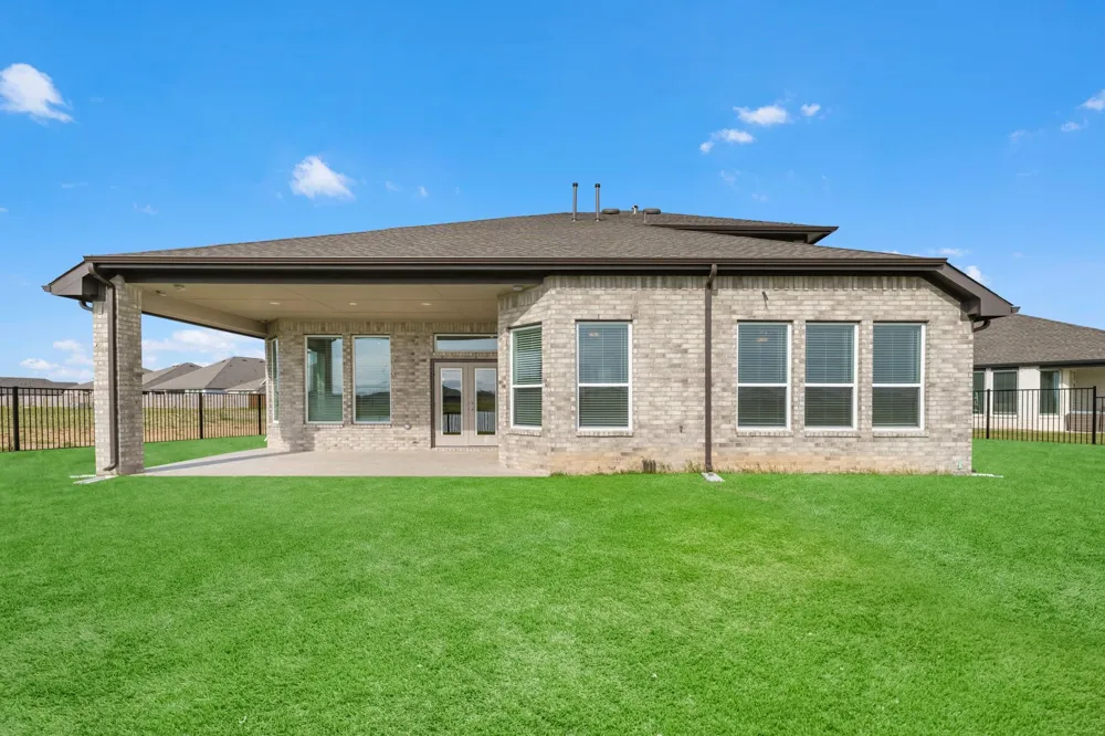 2902 Arbor Edge Xing Texas City, TX 77568
