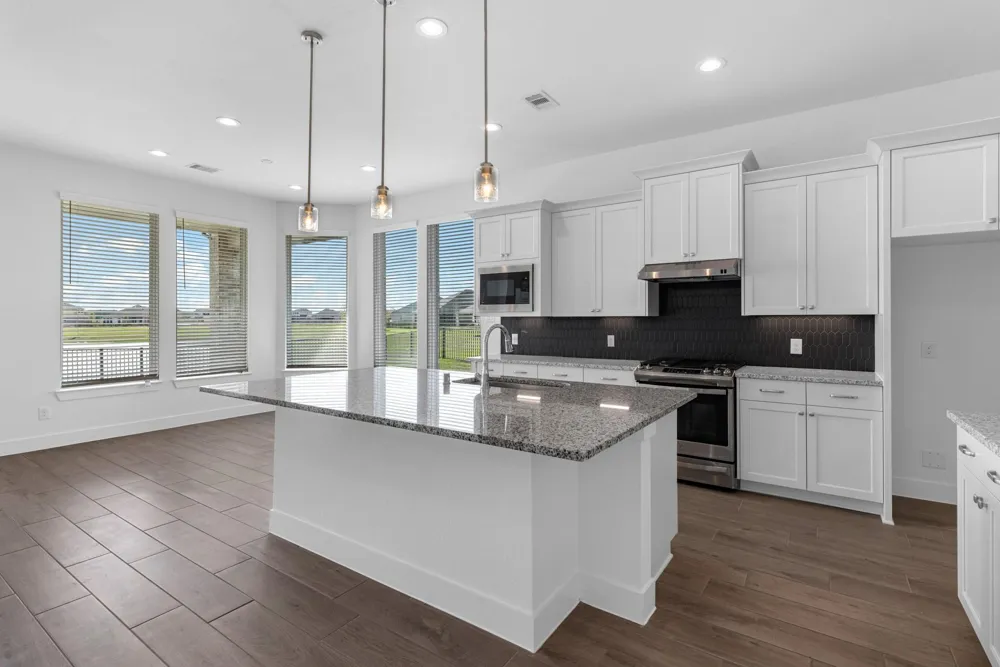 2902 Arbor Edge Xing Texas City, TX 77568