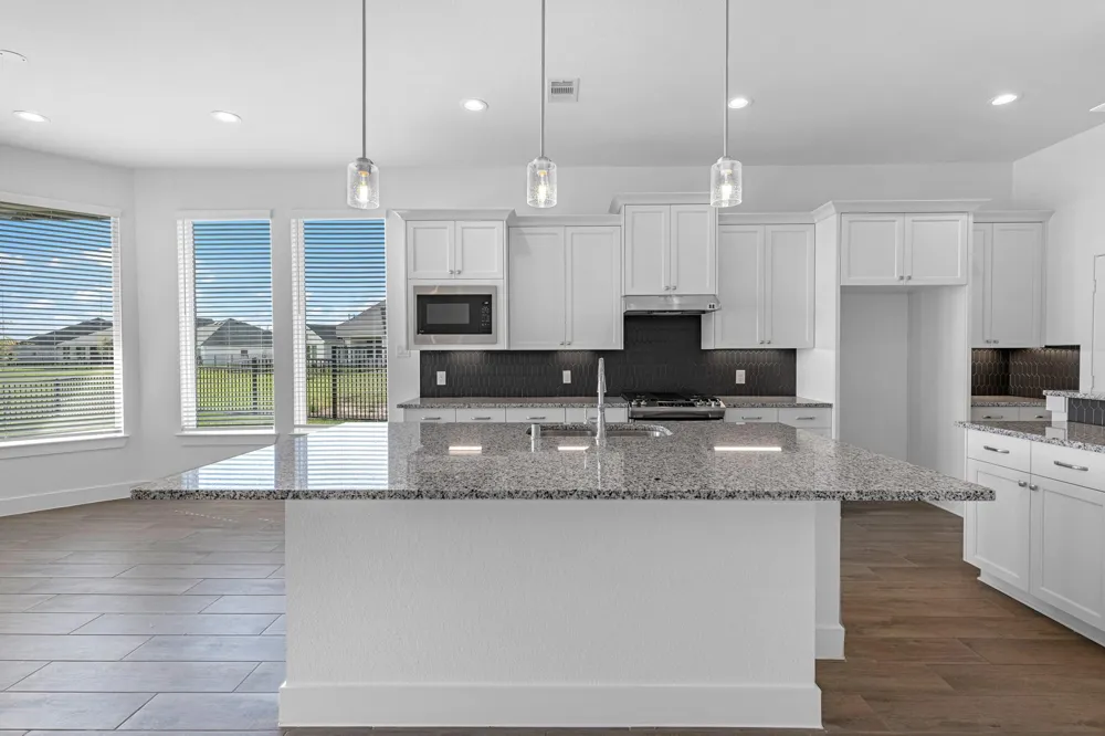 2902 Arbor Edge Xing Texas City, TX 77568