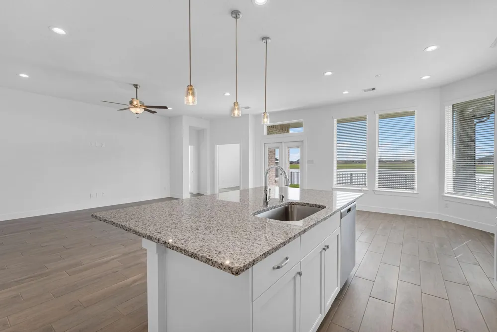 2902 Arbor Edge Xing Texas City, TX 77568