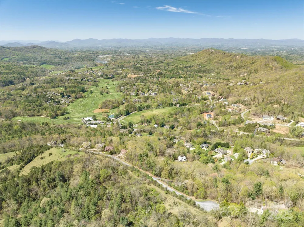 88 courseview Drive #239 Weaverville, NC 28787