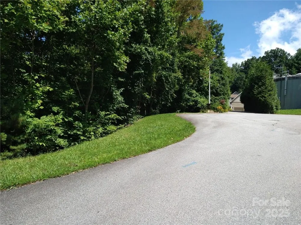 88 courseview Drive #239 Weaverville, NC 28787
