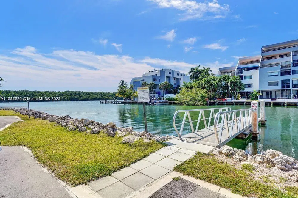 400 Kings Point Dr #1219 Sunny Isles Beach, FL 33160
