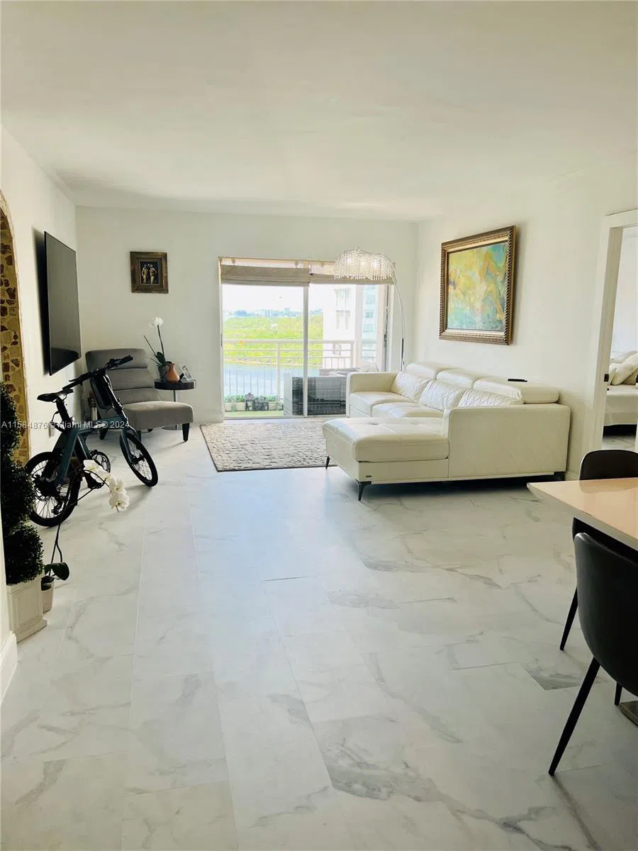 400 Kings Point Dr #1219 Sunny Isles Beach, FL 33160