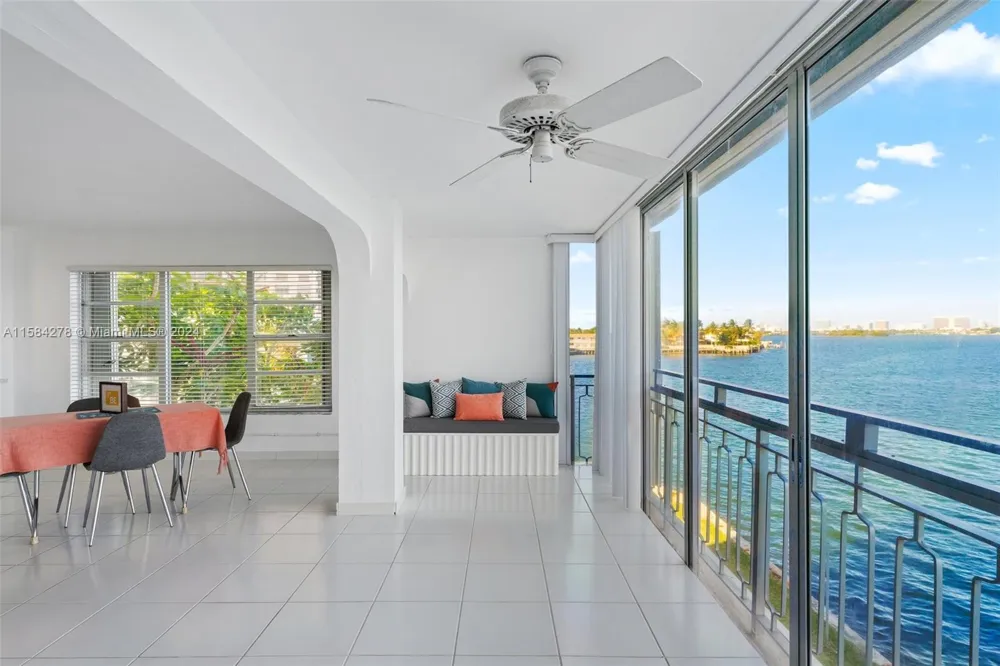 11111 Biscayne Blvd #3A Miami, FL 33181