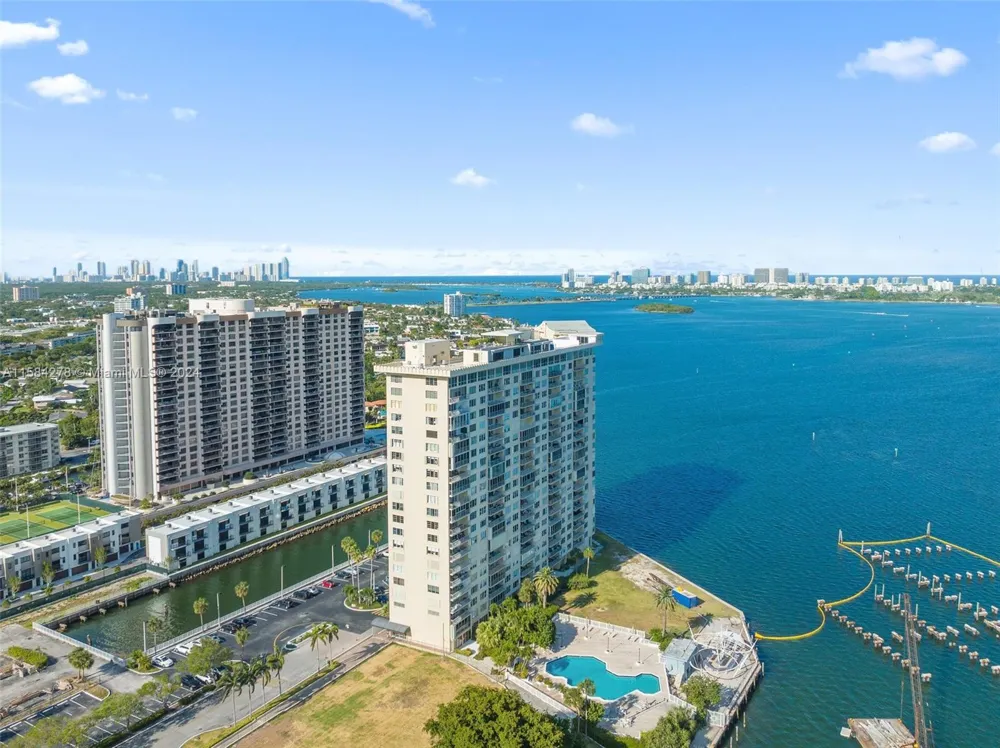 11111 Biscayne Blvd #3A Miami, FL 33181