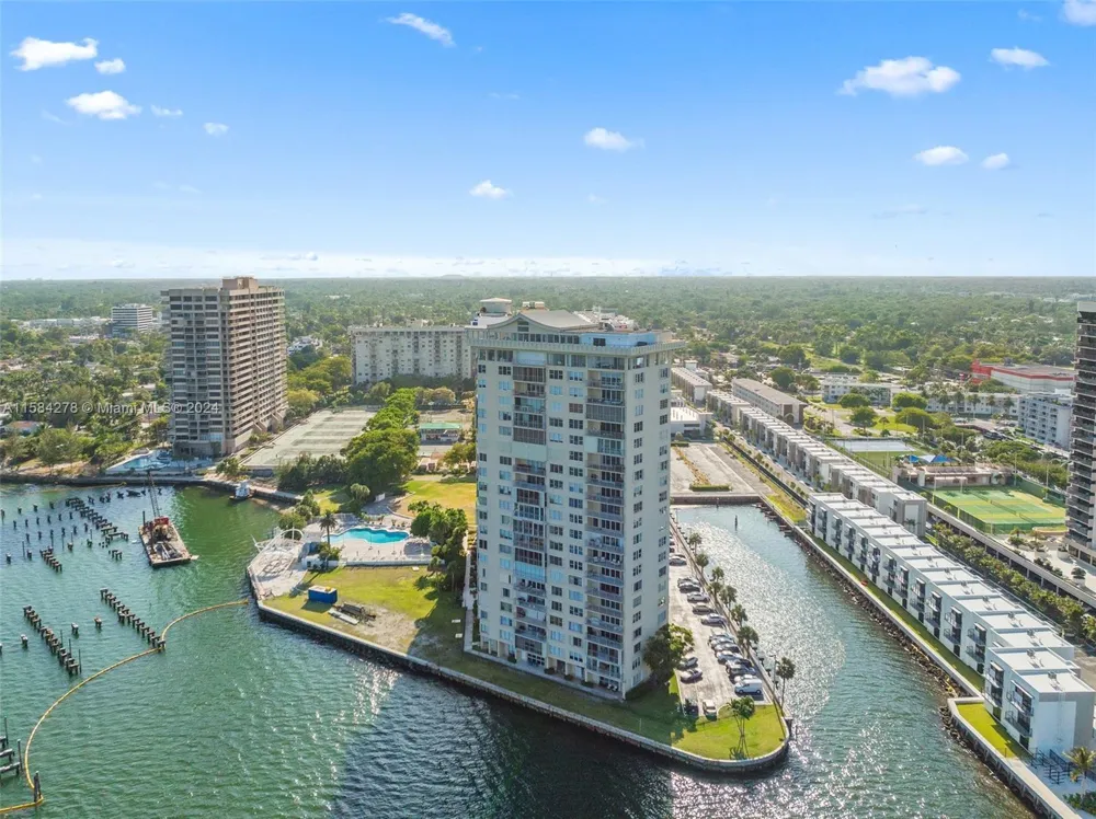 11111 Biscayne Blvd #3A Miami, FL 33181
