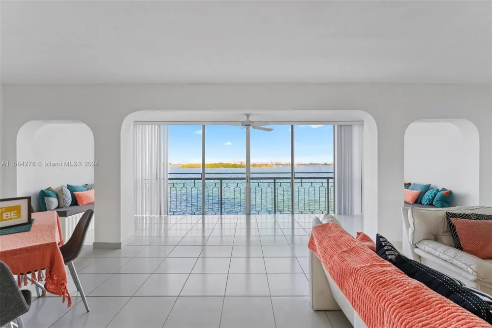 11111 Biscayne Blvd #3A Miami, FL 33181