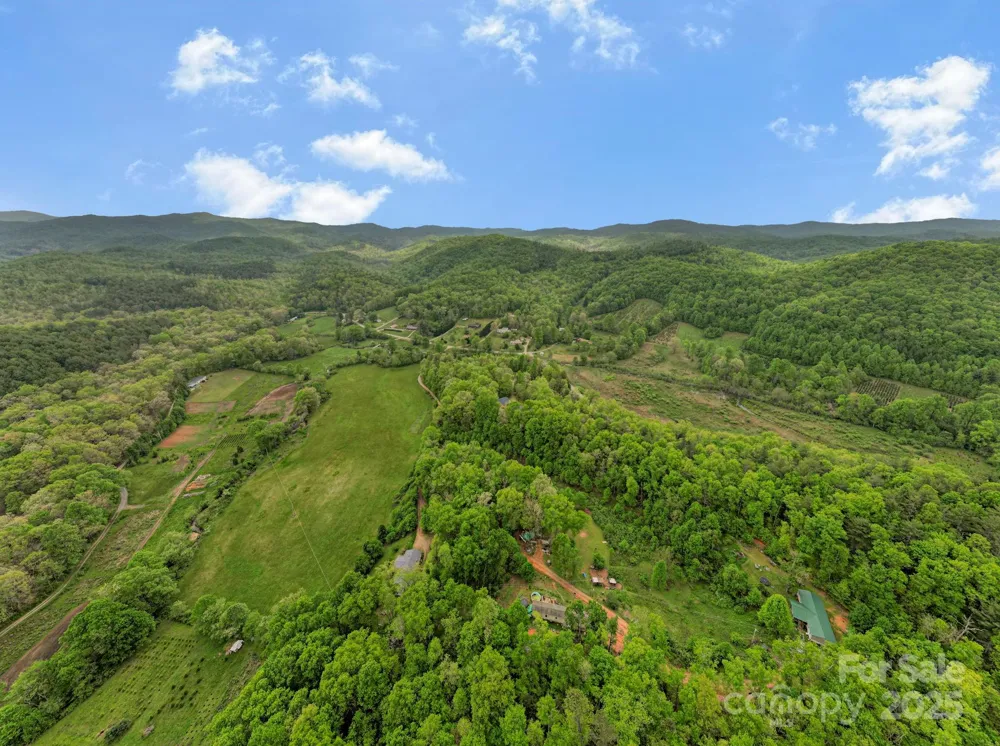 2 Harlow and Cricket Drive Balsam Grove, NC 28708