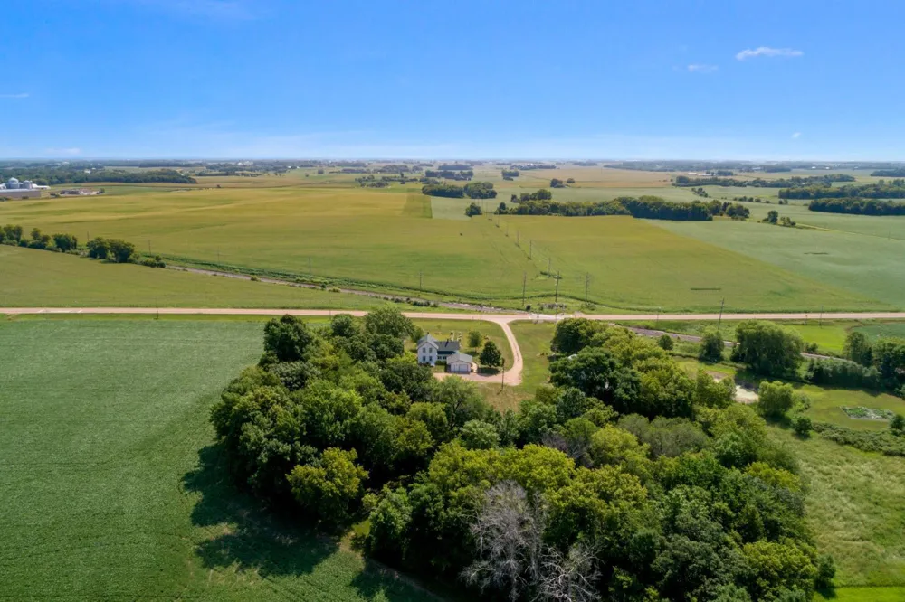 13620 County Road 33 Norwood Young America, MN 55368