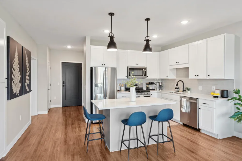 8131 34th Bloomington, MN 55425