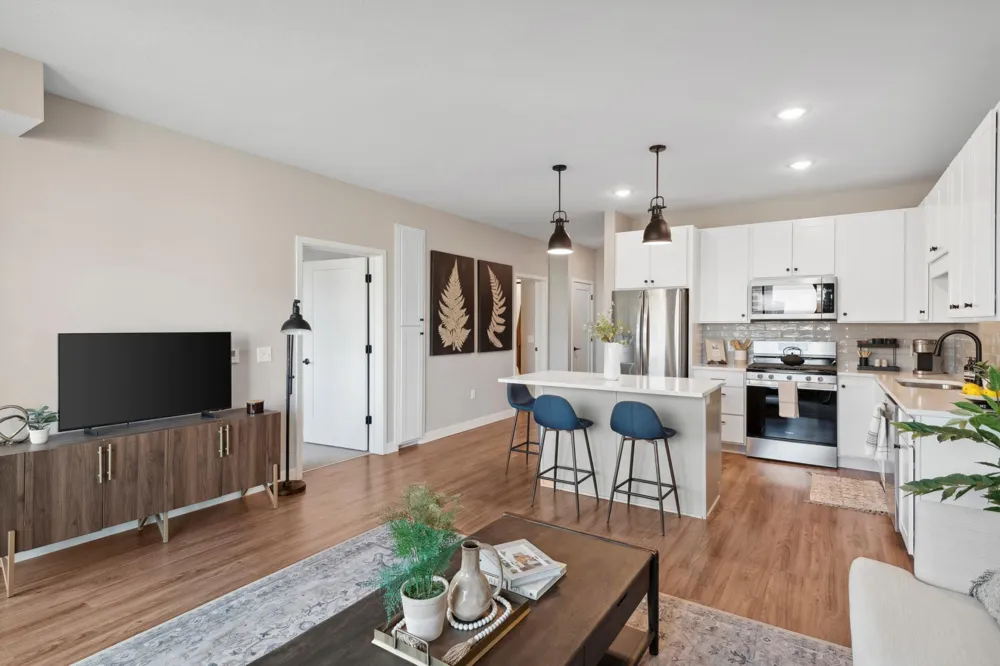 8131 34th Bloomington, MN 55425