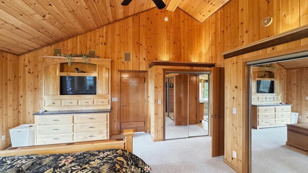 2713 Burntside Lake NE Ely, MN 55731