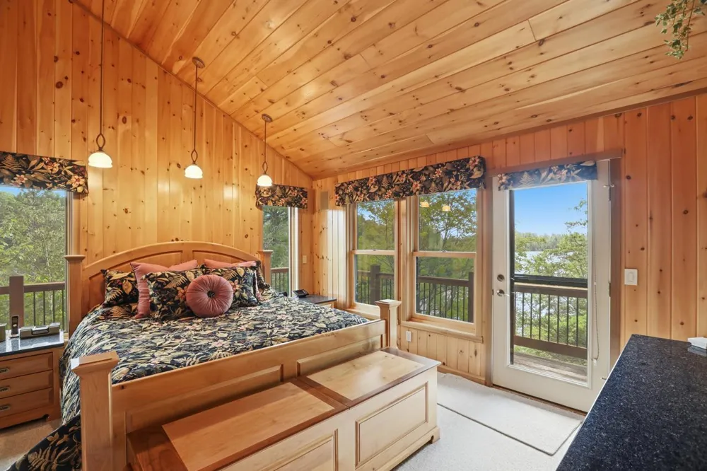 2713 Burntside Lake NE Ely, MN 55731