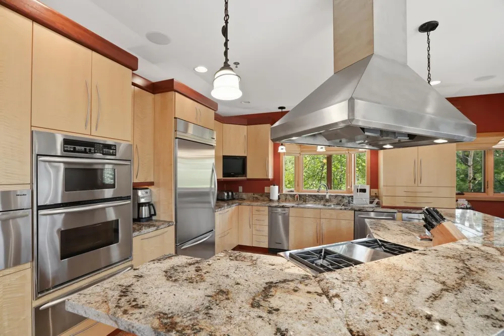 2713 Burntside Lake NE Ely, MN 55731