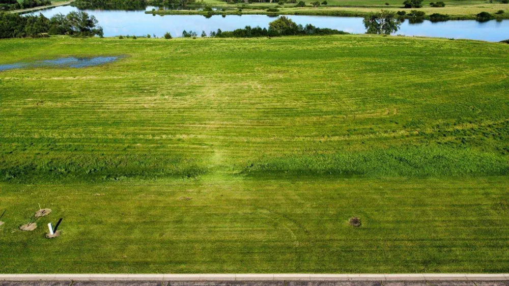 1010 Eastbay Ave Balaton, MN 56115