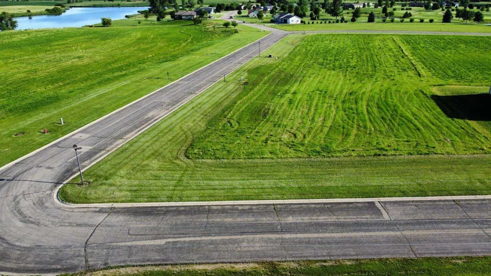 4011 Lake Yankton Avenue Balaton, MN 56115