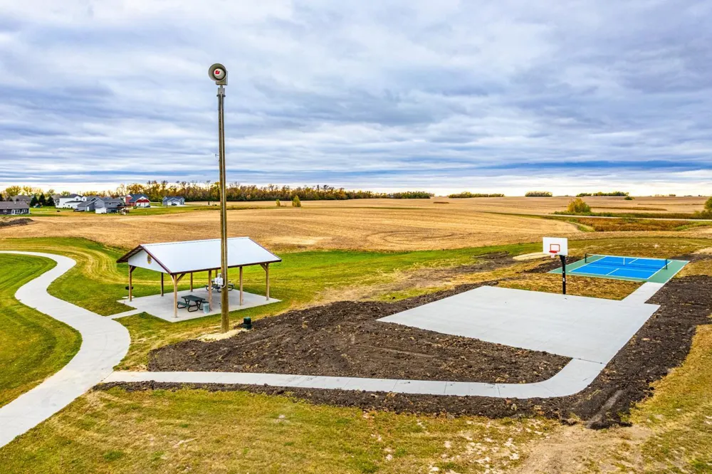 2312 Scenic Lane Hawley, MN 56549