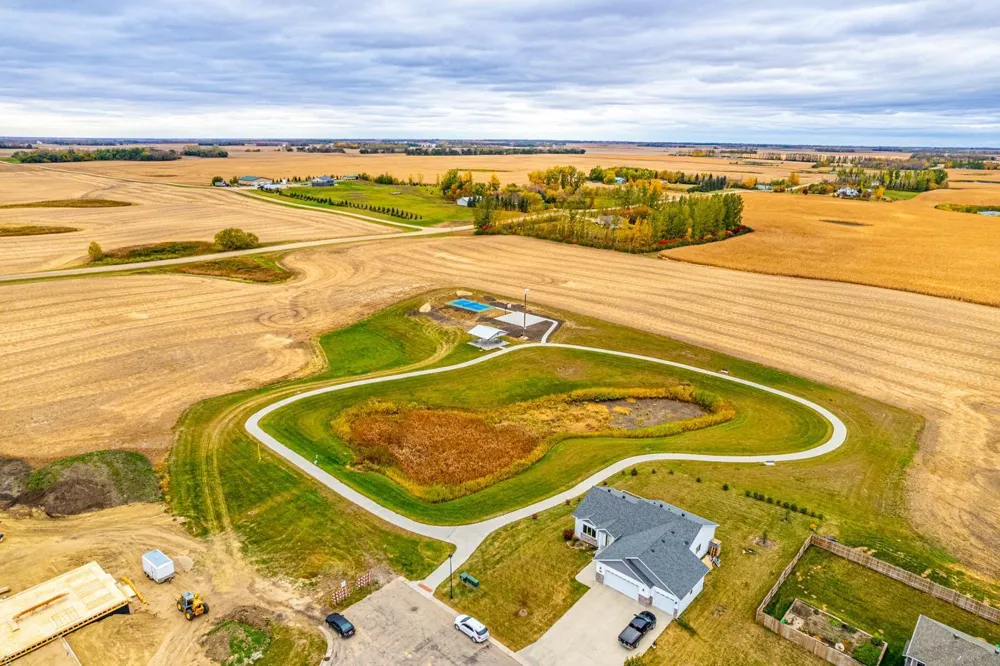 2524 Valley View Hawley, MN 56549