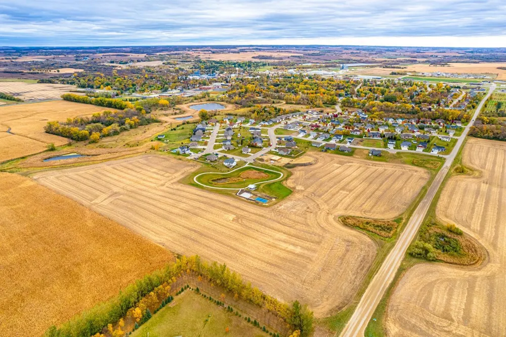 2524 Valley View Hawley, MN 56549