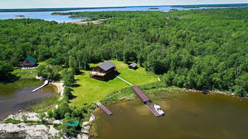 1526 Flag Island Angle Inlet, MN 56711