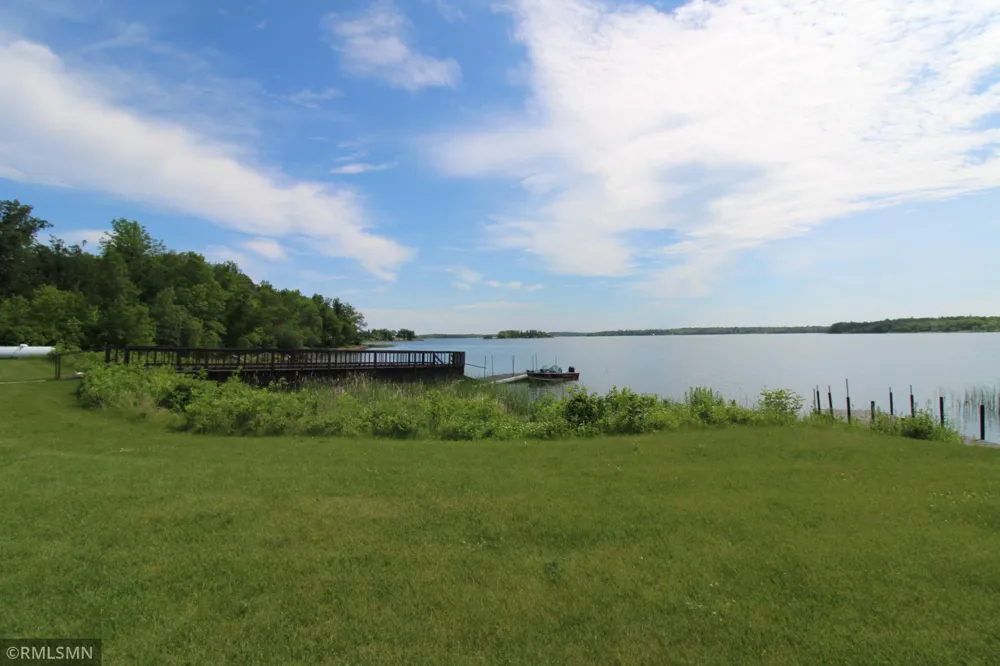 1526 Flag Island Angle Inlet, MN 56711