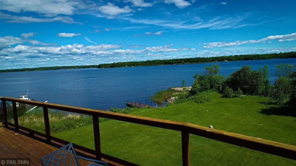 1526 Flag Island Angle Inlet, MN 56711