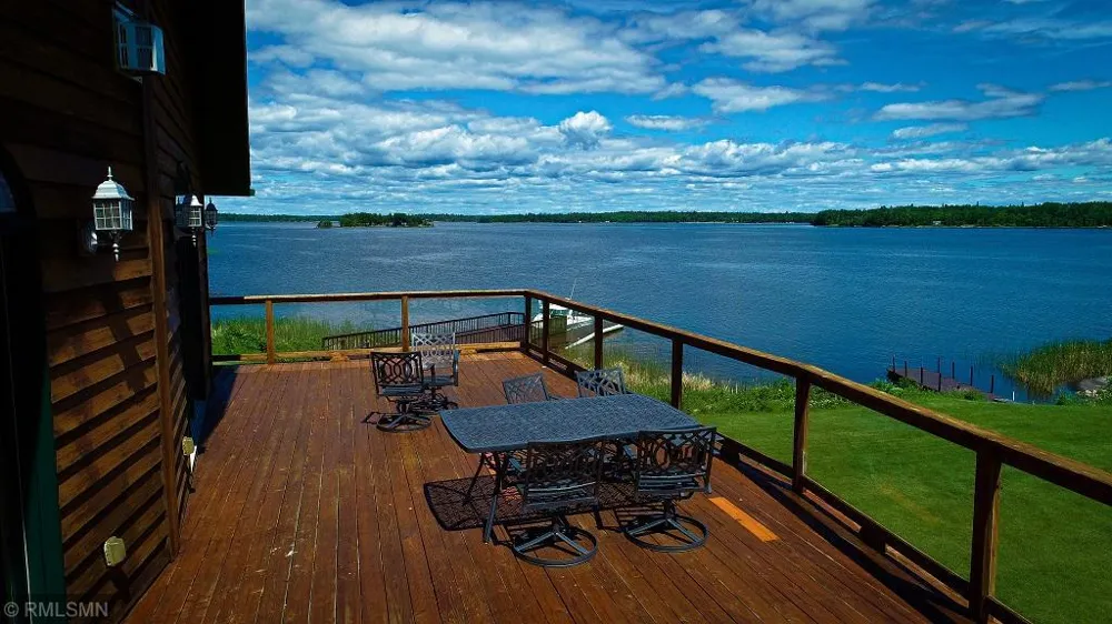 1526 Flag Island Angle Inlet, MN 56711