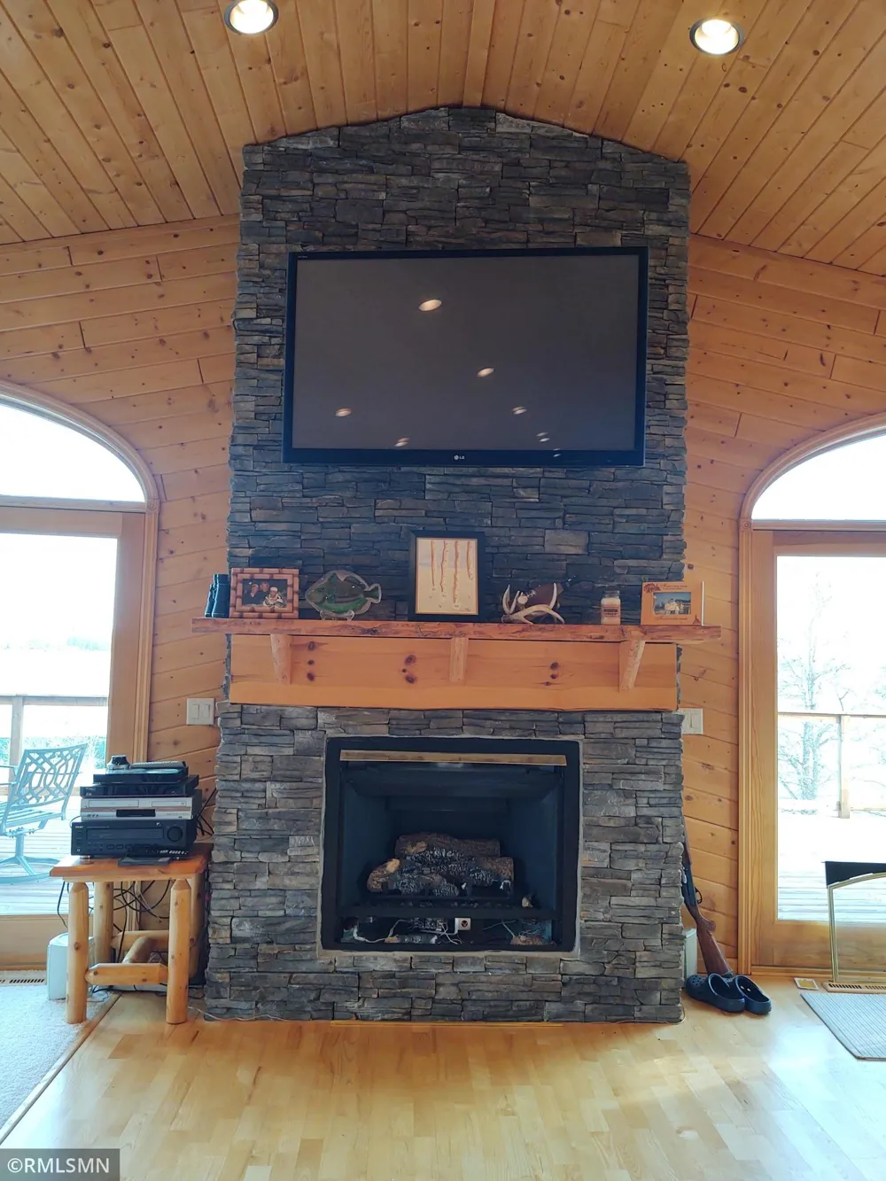 1526 Flag Island Angle Inlet, MN 56711