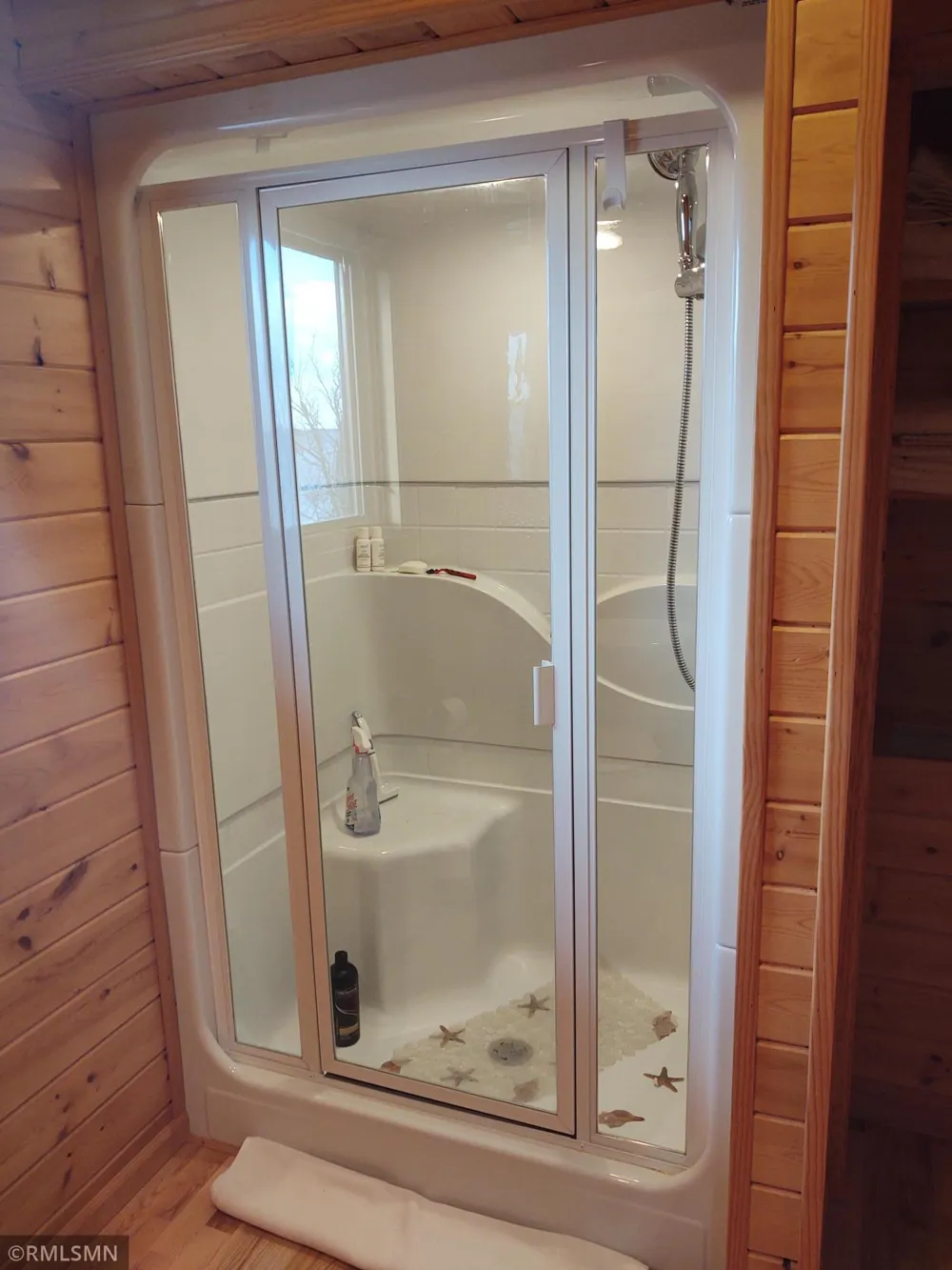 1526 Flag Island Angle Inlet, MN 56711