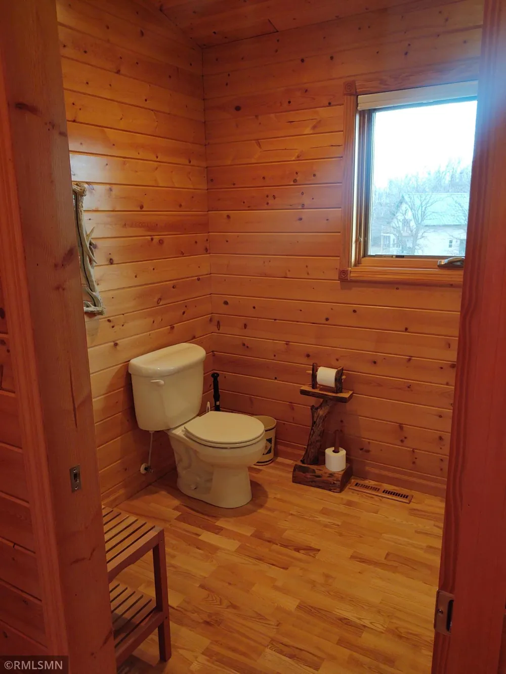 1526 Flag Island Angle Inlet, MN 56711