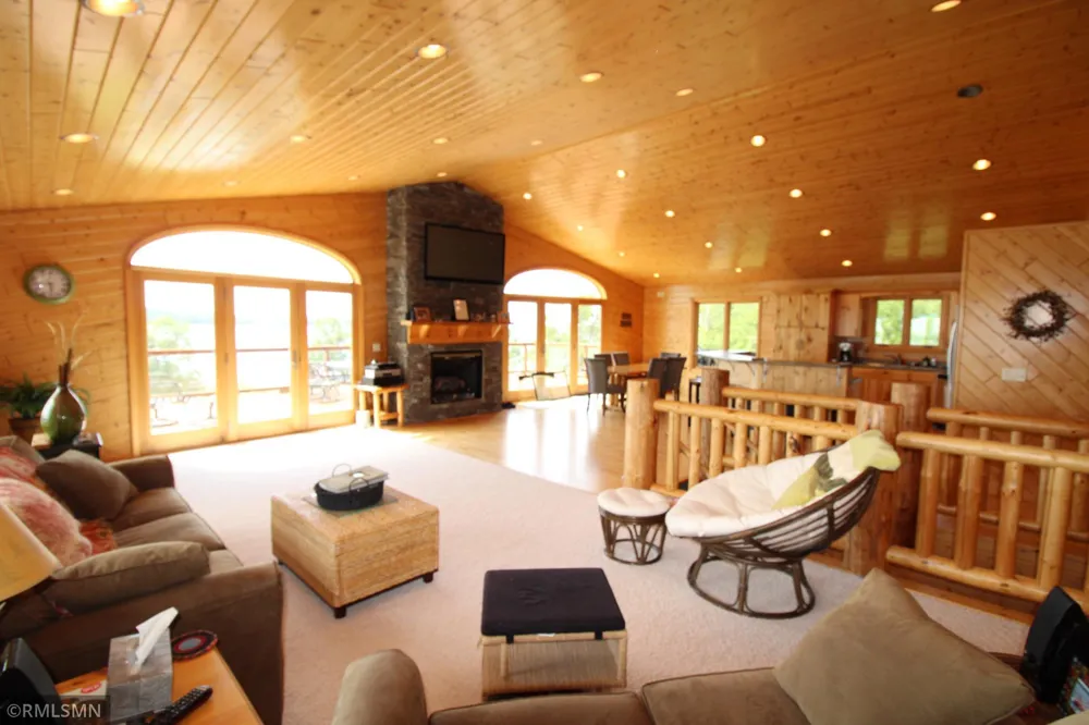1526 Flag Island Angle Inlet, MN 56711