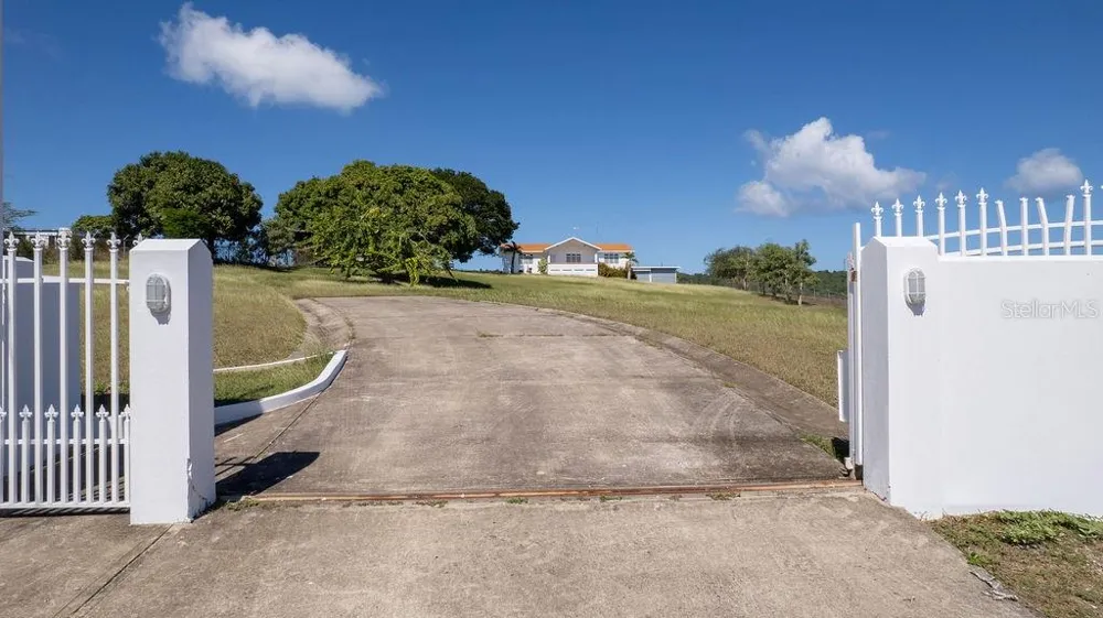 D-7 CARR. 201 Vieques, PR 00765