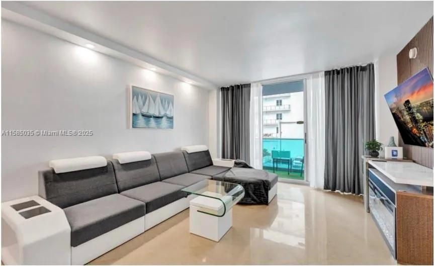 4001 S Ocean Dr #3L Hollywood, FL 33019