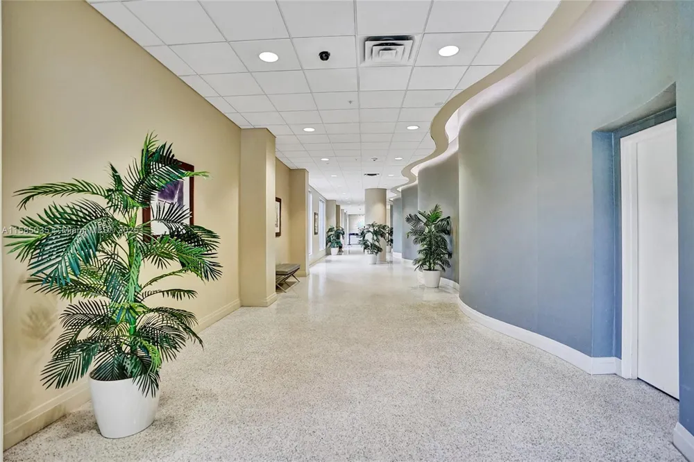 4001 S Ocean Dr #3L Hollywood, FL 33019