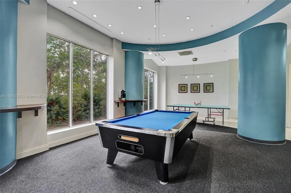 4001 S Ocean Dr #3L Hollywood, FL 33019