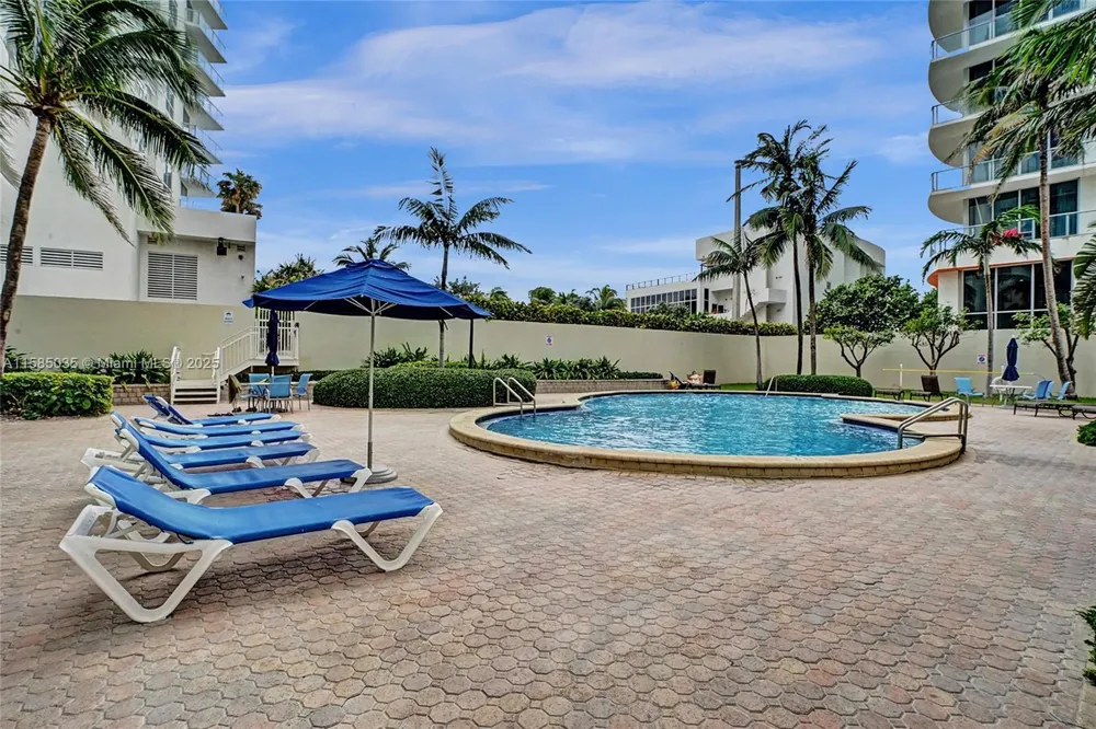 4001 S Ocean Dr #3L Hollywood, FL 33019