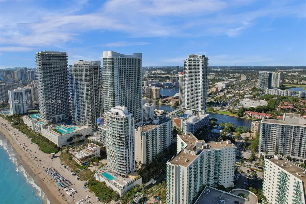 4001 S Ocean Dr #3L Hollywood, FL 33019