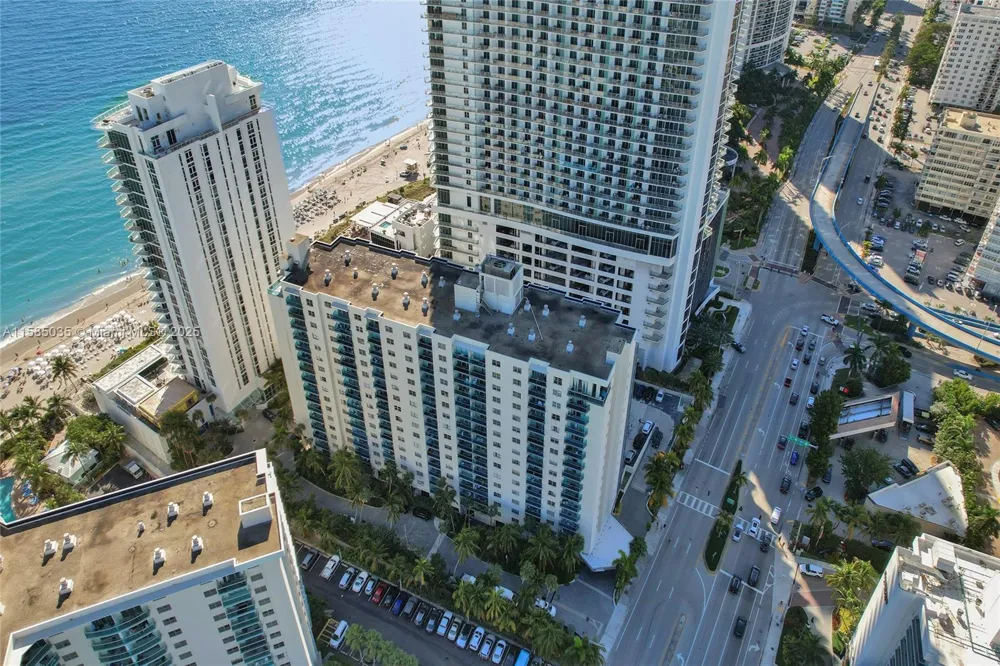 4001 S Ocean Dr #3L Hollywood, FL 33019