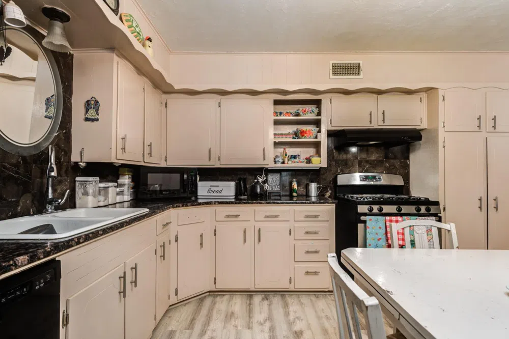 204 N 18th Street Lamesa, TX 79331