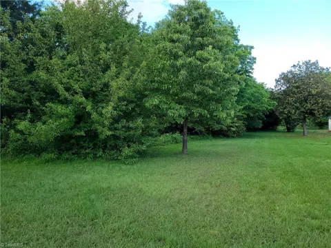 4427 E NC Highway 150
