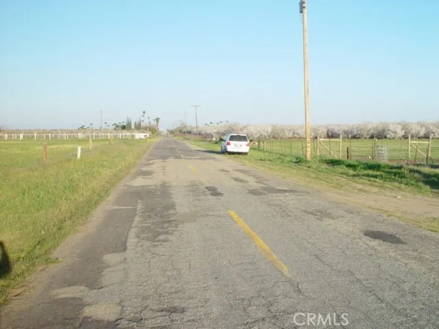 AVE. 22 1/2 Chowchilla, CA 93610