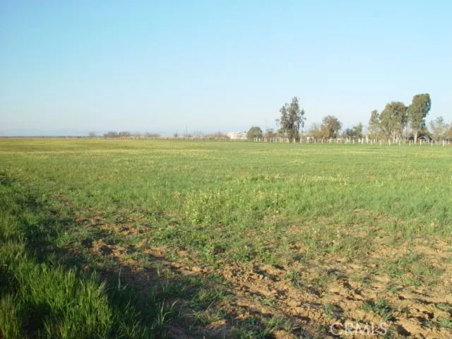 AVE. 22 1/2 Chowchilla, CA 93610
