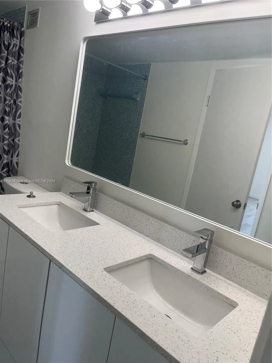 1351 NE Miami Gardens Dr #1121E Miami, FL 33179
