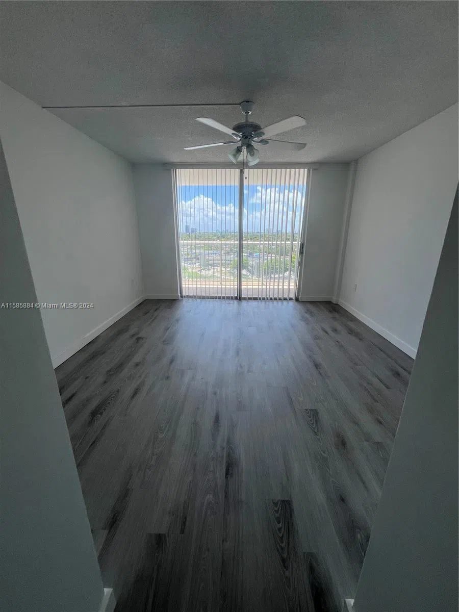 1351 NE Miami Gardens Dr #1121E Miami, FL 33179