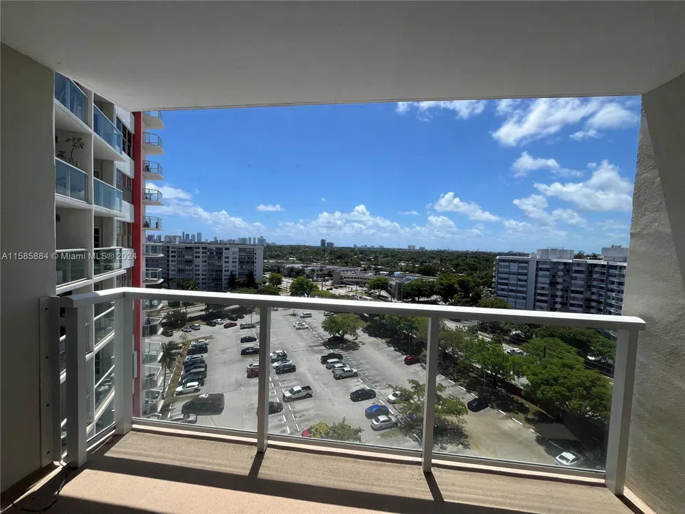 1351 NE Miami Gardens Dr #1121E Miami, FL 33179